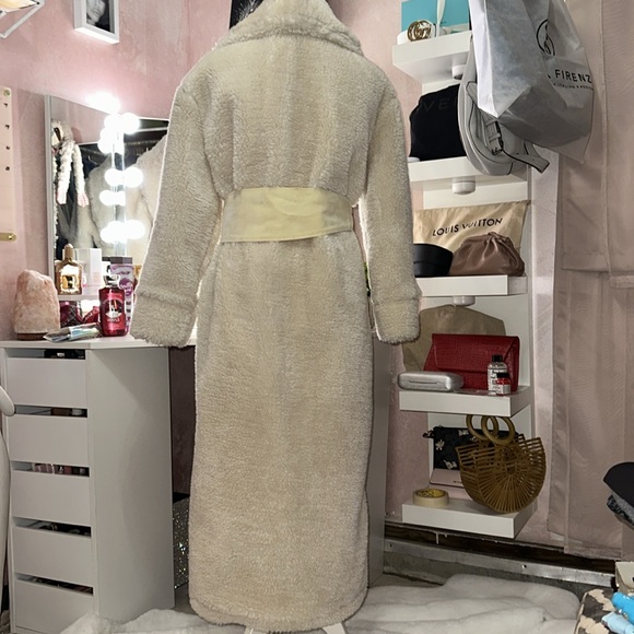 Jluxlabel cream teddy coat NWOT - Picture 2 of 8